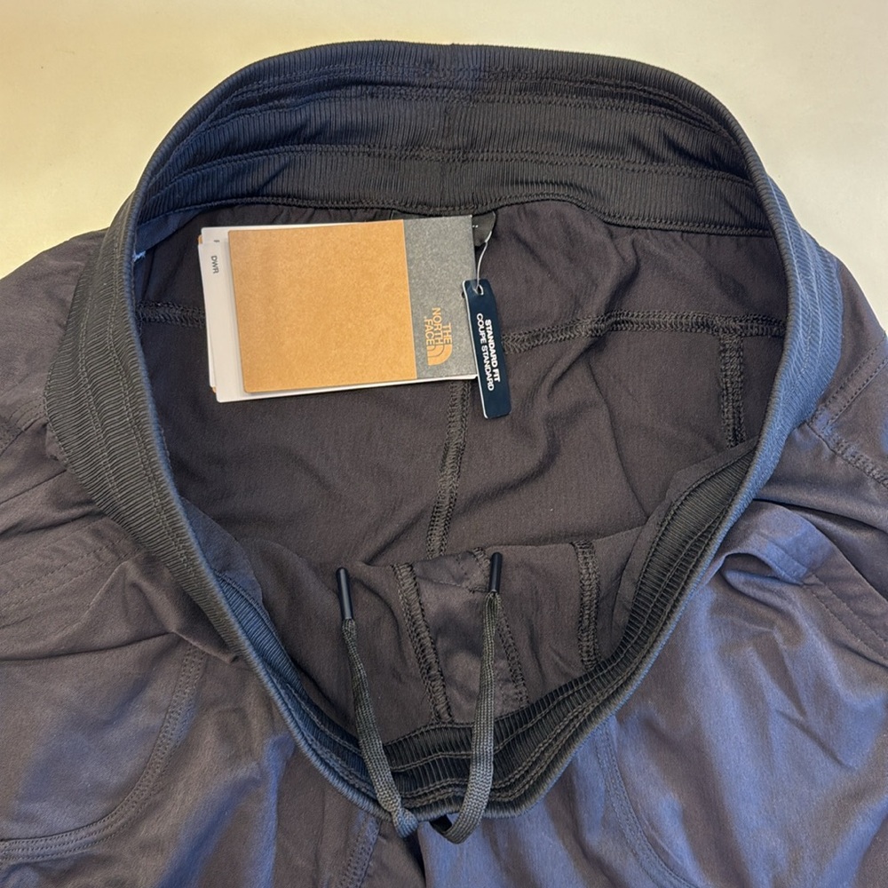The North Face Women’s Pants Bottom - Picture 7 of 11